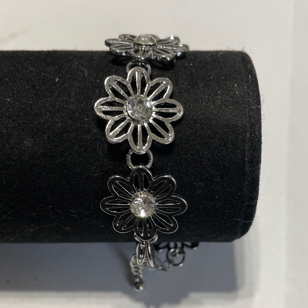 CC Boutique Silver Floral Bracelet